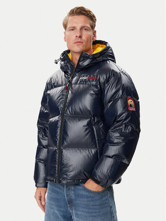Tommy Jeans Kurtka puchowa Alaska DM0DM23894 Granatowy Relaxed Fit