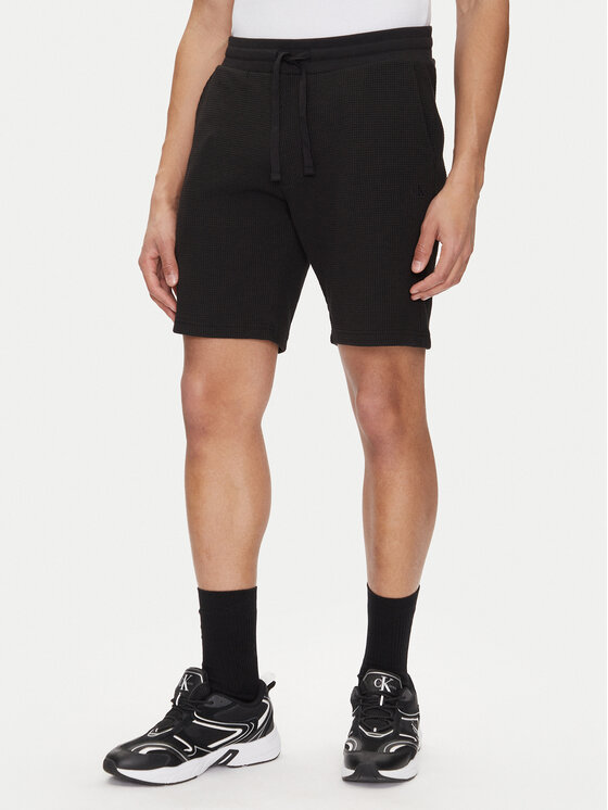 Calvin Klein Jeans Szorty sportowe J30J327247 Czarny Regular Fit