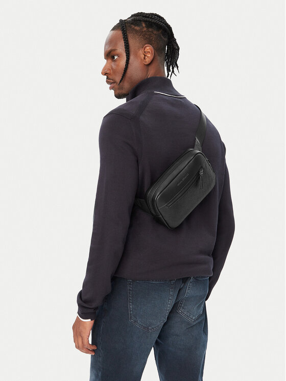 Armani Exchange Nerka XM003279 AF26662 UC001 Czarny