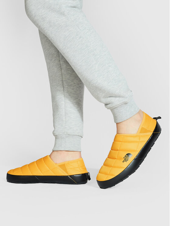 The North Face Kapcie Thermoball Traction Mule V NF0A3UZNZU31 Żółty