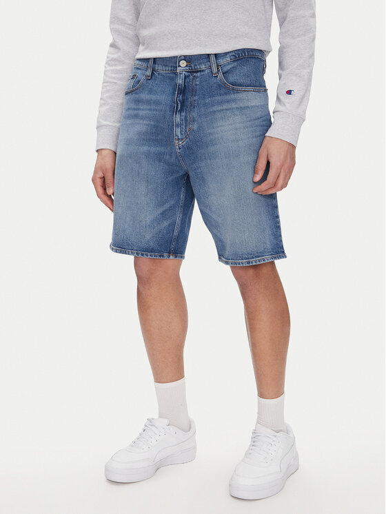 Tommy Jeans Szorty jeansowe Isaac DM0DM20952 Niebieski Relaxed Fit