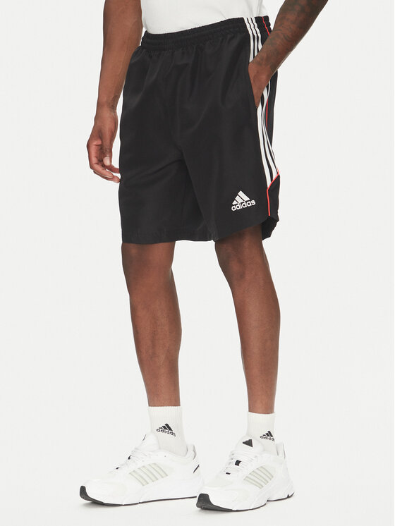 adidas Szorty sportowe Juventus UBP JF0454 Czarny Regular Fit