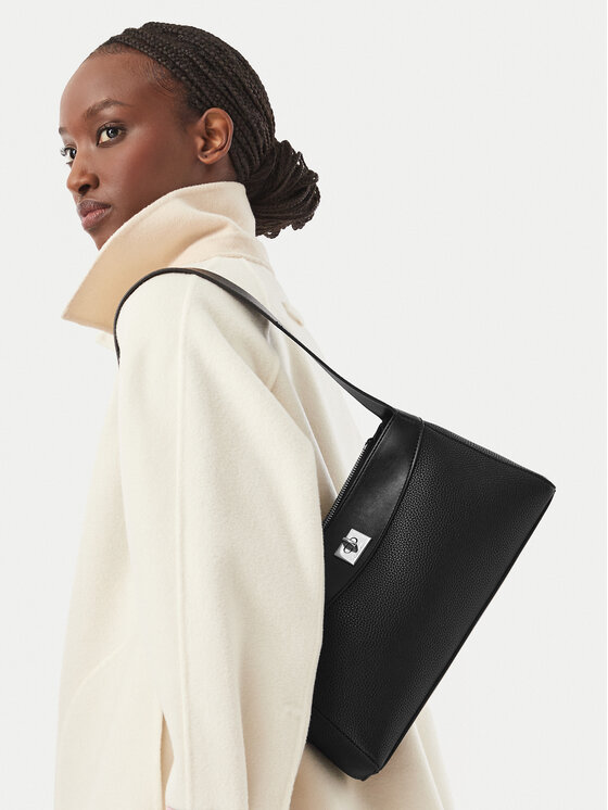 Calvin Klein Torebka Mix Media Shoulder Bag LV04F3886G Czarny
