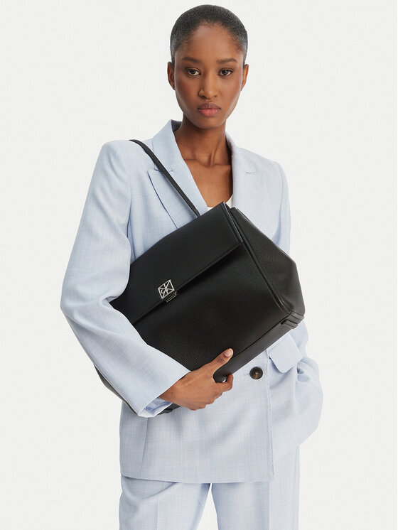 Calvin Klein Torebka Emblem Hw Pebble Satchel LV04F3494G Czarny