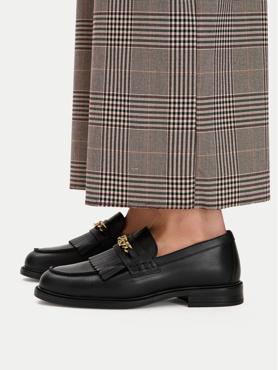 Tommy Hilfiger Loafersy Th Chain Fringe Leather Loafer FW0FW09668 Czarny