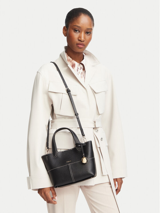 Furla Torebka Primrose M WB02226 HSF000 O6000 Czarny