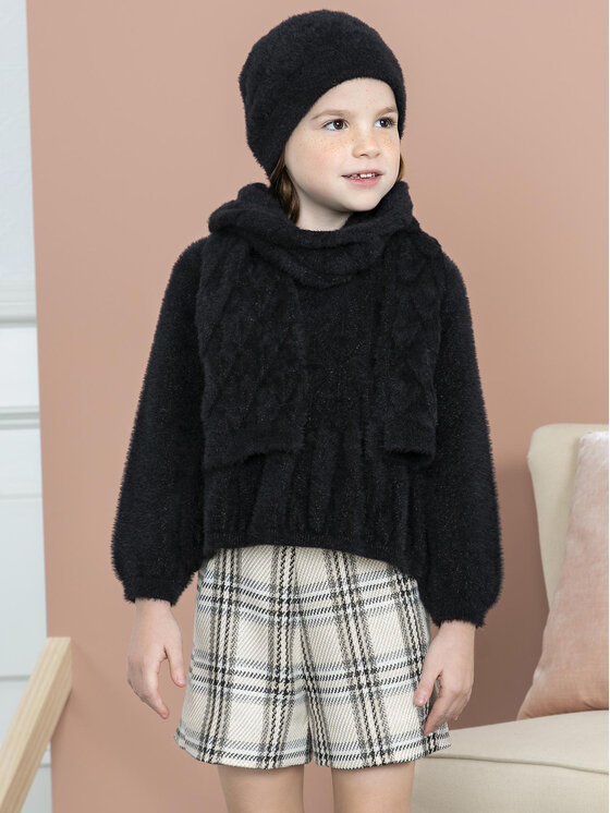 Abel & Lula Szorty materiałowe 5.761 Écru Regular Fit