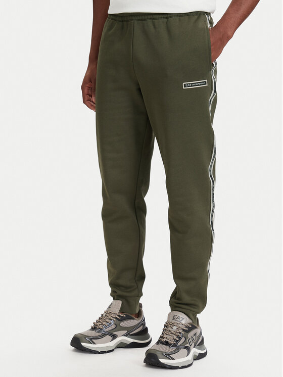 EA7 Emporio Armani Spodnie dresowe 7M002198 AF10377 U7014 Zielony ciemny Slim Fit