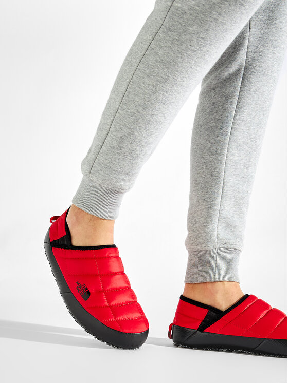 The North Face Kapcie Thermoball Traction Mule V NF0A3UZNKZ31-070 Czerwony