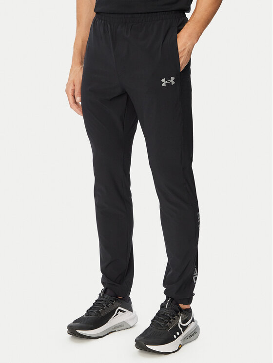 Under Armour Spodnie dresowe Tech™ Utility 6013802 Czarny Regular Fit