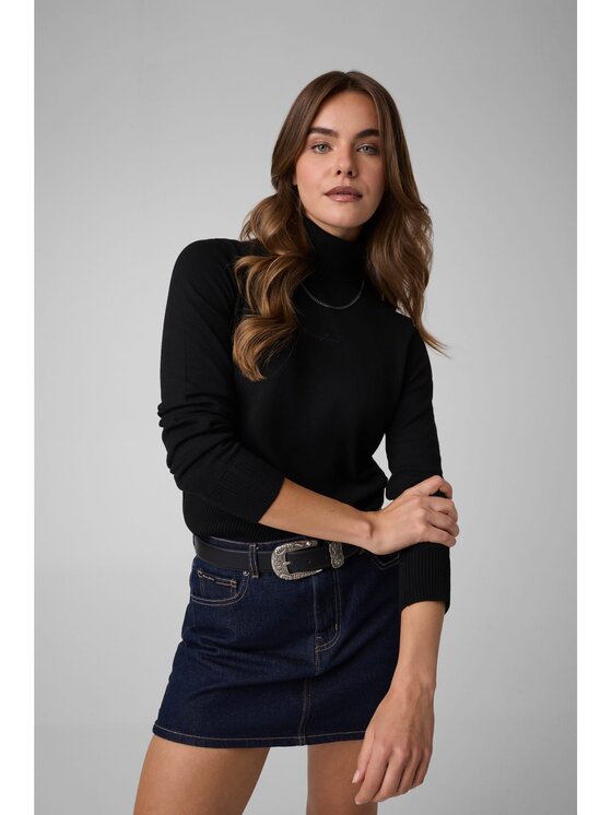 Guess Jeans Golf 184166 Czarny Classic Fit