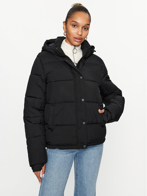 ONLY Kurtka zimowa 15287909 Czarny Regular Fit