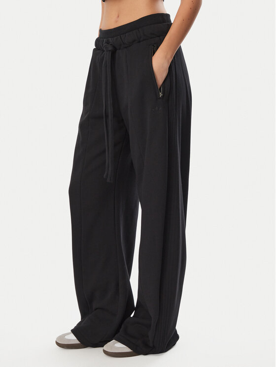 adidas Spodnie dresowe Premium Essentials Firebird KR4518 Czarny Relaxed Fit