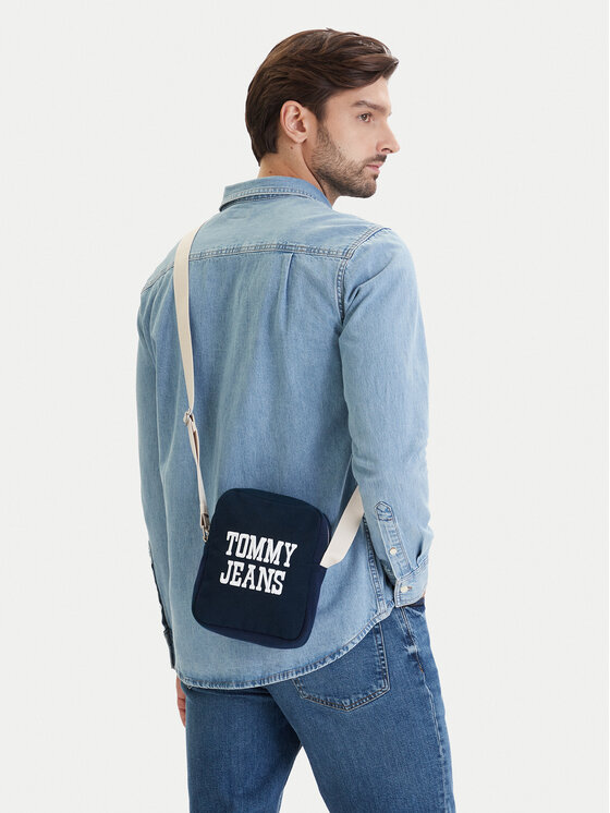 Tommy Jeans Saszetka Tjm Bold Varsity Reporter AM0AM14223 Granatowy