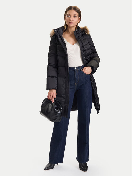 Guess Kurtka puchowa W5BL30 W2802 Czarny Regular Fit