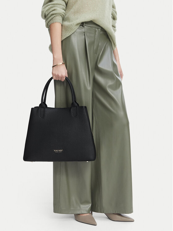 Nine West Torebka CEO-ILCHESTER PLACE-LH22273 Czarny