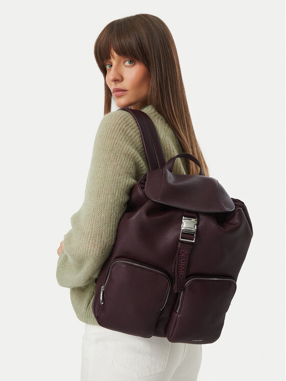 Calvin Klein Plecak Weebbing Strap Flap Backpack LV04F3645G Bordowy
