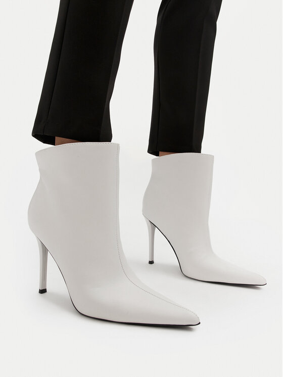 Steve Madden Botki Sentinel SM11003451 Biały