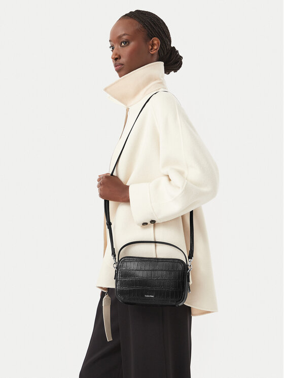 Calvin Klein Torebka Ck Croc Camera Bag LV04F3905G Czarny